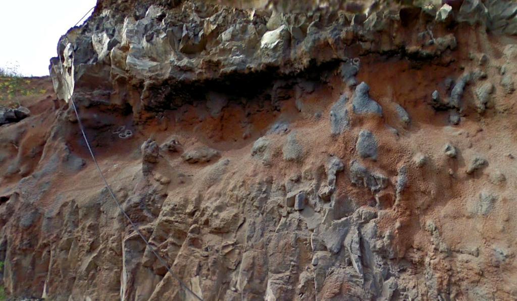 Gunitado en las coladas basálticas de la Serie III del Pleistoceno, Cuaternario.