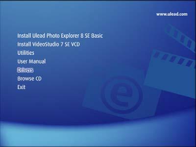 Instalación del Software El CD de software incluido cuenta con los controladores y el software que acompaña a la cámara. Inserte el CD en la unidad CD-ROM.