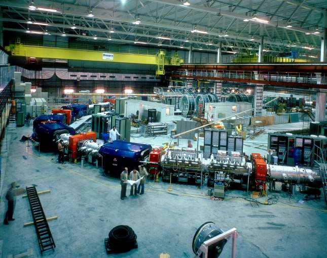 1981: El acumulador de anti-protones 1981: el SPS se transforma en un colisionador proton-antiproton collider