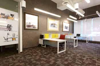 oficinas se diseño la recepción de tal manera que el espacio se sienta amplio con un ambiente