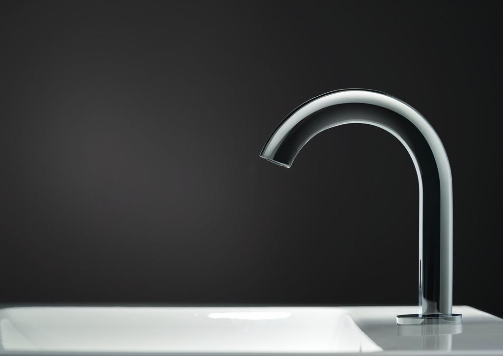 Solución La salida alta del agua proporciona más espacio para lavarse las manos, por lo que esta solución resulta más higiénica. inteligente con montaje 20 sobre encimera.