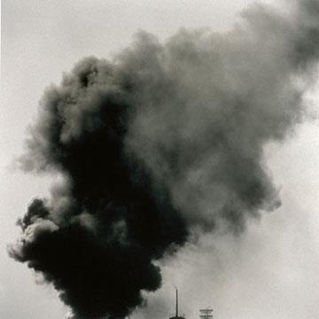 Intoxicación por humo HUMO - Vapor de agua - Partículas sólidas (hollín, metales en suspensión) - Gases: CO