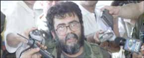 Asimismo, el 26 de noviembre, tras un operativo fallido de rescate, las FARC asesinaron a 4 policías que mantenían secuestrados.