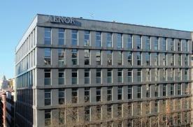 AENOR, reconocida como Organismo de Normalización en 1986 y como Entidad de Certificación en 1995, desde el 1 de enero de 2017 funcionan de forma independiente como dos entidades: Asociación Española
