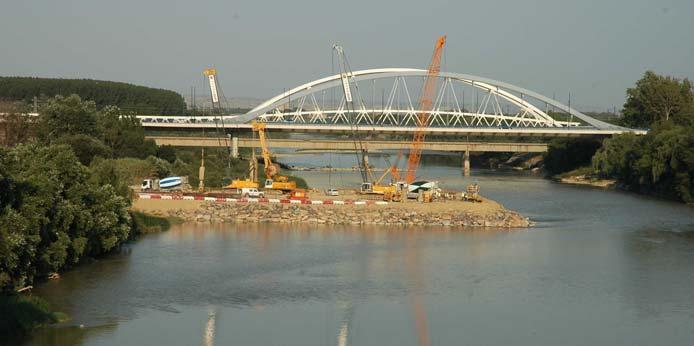 En junio de 2006 se iniciaron las obras de la primera fase del Azud en el Ebro por importe de 8,5 millones de euros.