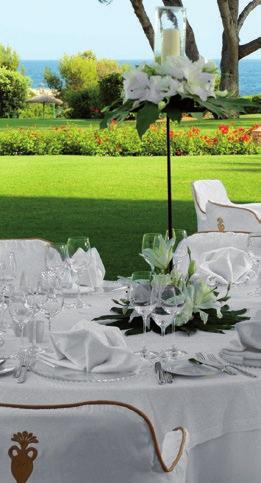 Located within the green hills of Son Vida, the Castillo Hotel Son Vida offers the perfect frame for romantic weddings.
