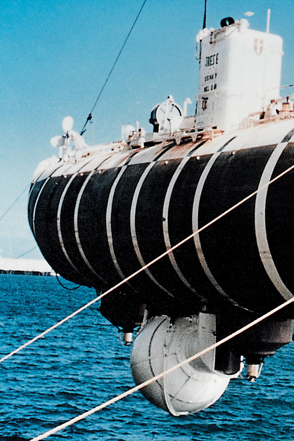 El espíritu del Rolex Deepsea LA INMERSIÓN MÁS PROFUNDA En 1960, el Teniente Don Walsh de la Marina de EE. UU.