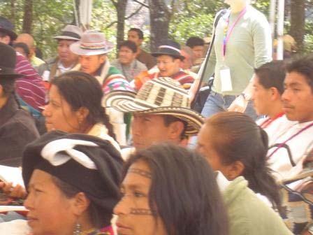 Choquehuanca arribo a Iximche acompañado de una numerosa delegación de pueblos indígenas de Bolivia y comento que estamos en un lugar sagrado.