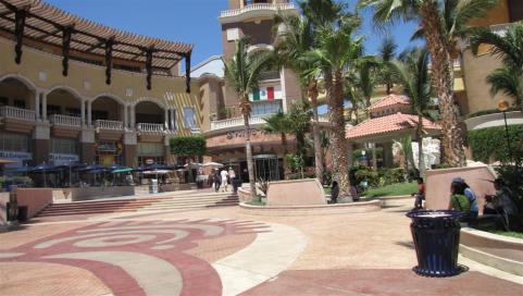 Afluencia turística en el municipio de Los Cabos 2008-2014 (miles turistas) 1,600 1,200 1,244.2 1,118.0 1,081.7 1,203.3 1,247.8 1,400.8 1,354.
