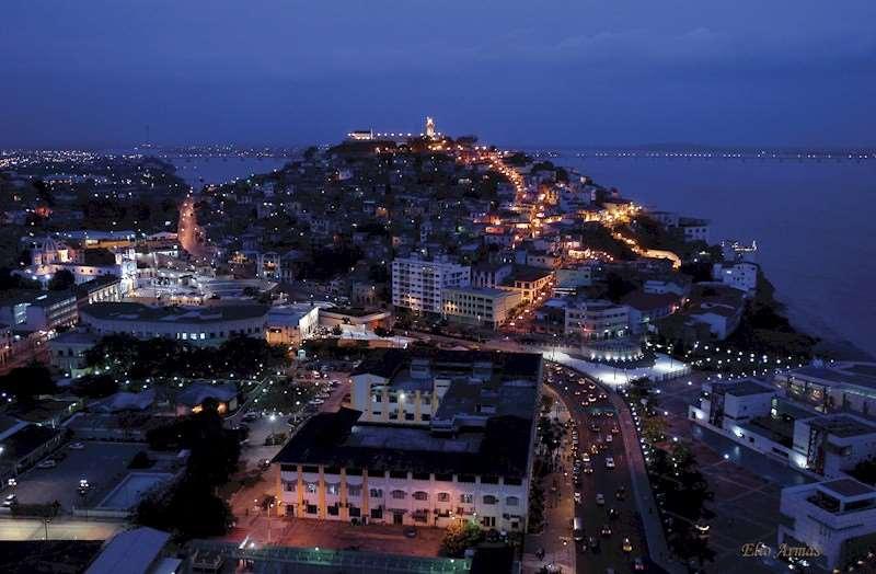 Guayaquil, ciudad y puerto comercial, punto