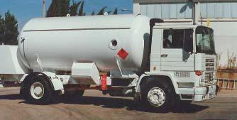 requerimientos en cuanto al tipo y características de la cisterna y/o del vehículo. Características generales/tipo Cisterna para transporte de gas licuado a presión clase 2 del ADR.