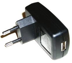 Catálogo Gama Marrón 15 Kit cargador universal micro USB para