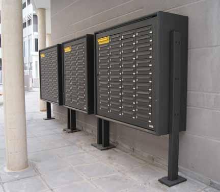 Diseño: Especialmente diseñado como solución para la entrega de los envíos postales en entornos diseminados. Permite su colocación en espacios reducidos.