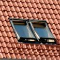 La distancia standard entre ventanas tanto a lo ancho como a lo alto debe ser de 100 mm.