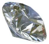 El diamante es un sólido que funde a 3550 º C y no se disuelve en agua. El hielo funde a 0 º C.