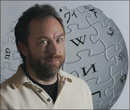 Jimmy Wales = Wikipedia Fue fundador además de Nupedia, antecesora de Wikipedia, y junto a Tim Shell, de la compañía Bomis. Se graduó en las universidades de Universidad de Auburn y Alabama.