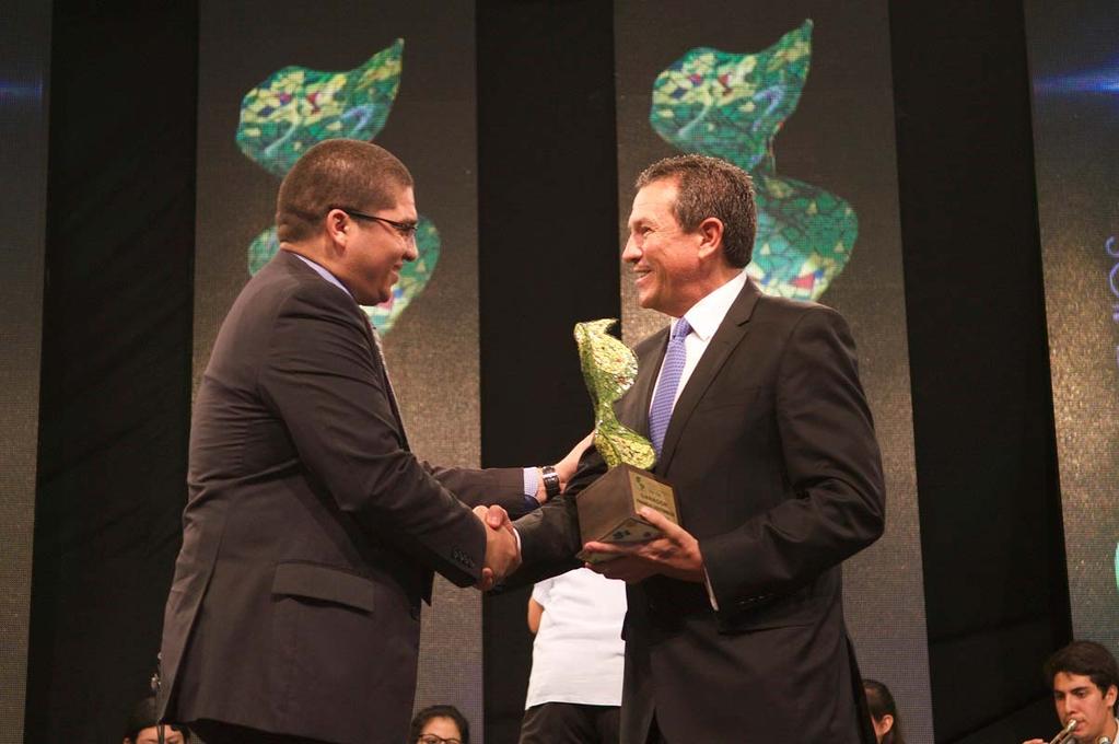 Creación del premio de Finanzas Sostenibles En Agosto del 2015, en el marco del Premio Latinoamérica Verde, se creó la categoría Finanzas Sostenibles para las