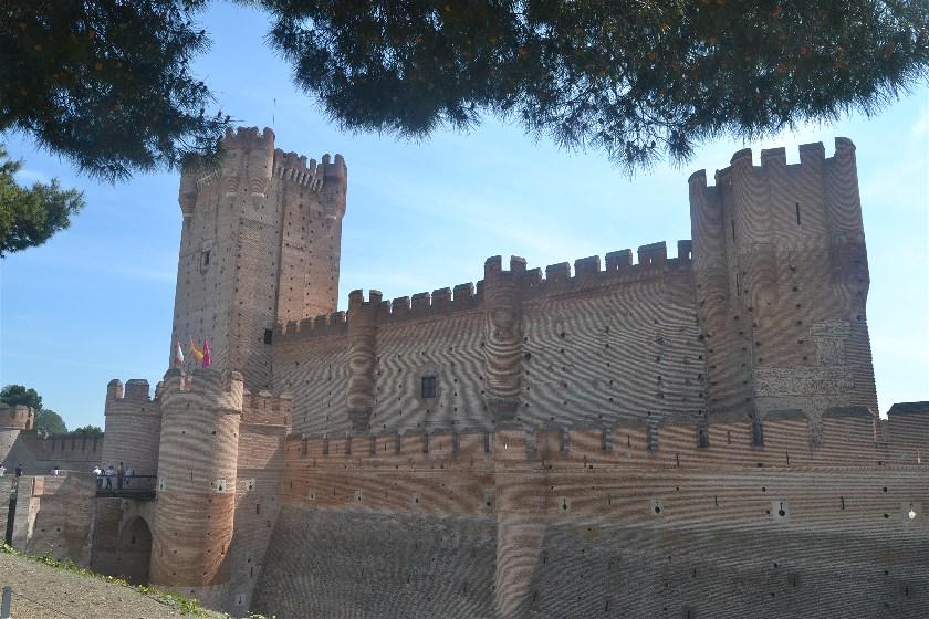 Castillo de la Mota, Medina del Campo, Valladolid Esta fortificación está muy unida a la figura de Isabel La Católica.