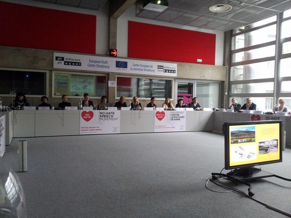 En la Sesión Plenaria de febrero 2015 en Estrasburgo se decide por mayoría el