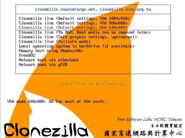 Como resultado de la acción anterior, pasará a ser ejecutado el CD-Live de CloneZilla, en cuya primera ventana