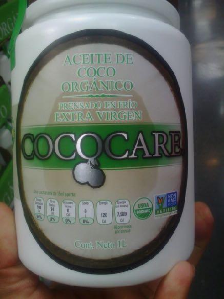 Se recomienda el uso de aceite de coco u oliva para mezclarlo en una proporción de 10:1 de Coco