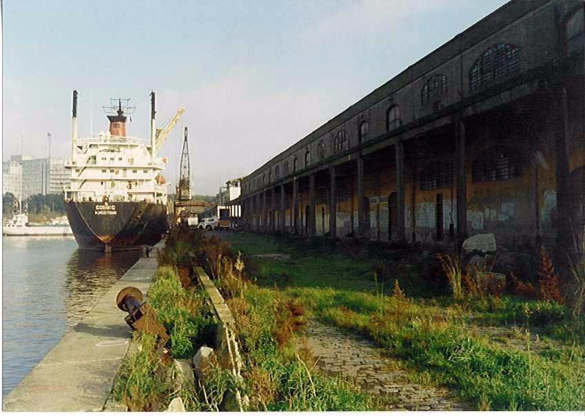 El puerto de Buenos Aires al principio de la década del 90 estaba