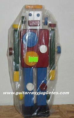 El robot es un juguete didáctico de que está conformado con figuras geométricas de colores, es desarmable en su totalidad.