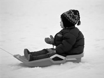 P Fotografía de personas en la nieve (Nieve) Permite hacer fotografías luminosas y con colores naturales de personas ante un fondo nevado.