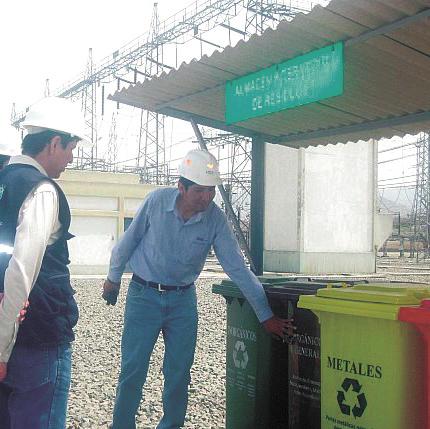 Reciclar para ayudar Como parte del programa de manejo de residuos, se promovió la segregación y donación de los materiales generados.