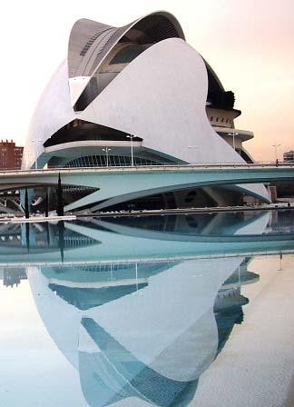 Dedicado a la música y artes escénicas. Ap. 2005 El Puente de l Assunt de l Or El Ágora plaza cubierta Y las torres Valencia, Castellón y Alicante, que el proyecto está parado.