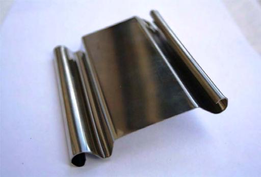 9 PERSIANAS EN ACERO Y ACERO INOX LÁMINA PLANA CK80P Lámina de persiana en acero perfilado con 80 mm x 0,7