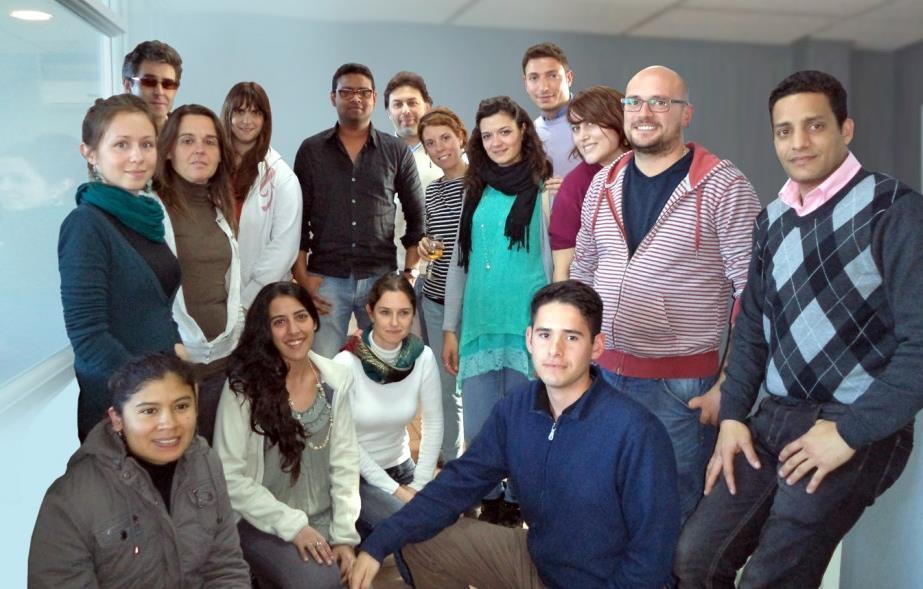 Jóvenes de Argentina, Brasil, Colombia, Cuba, India, Italia, México, Perú y República Checa se encuentran realizando programas de postgrado