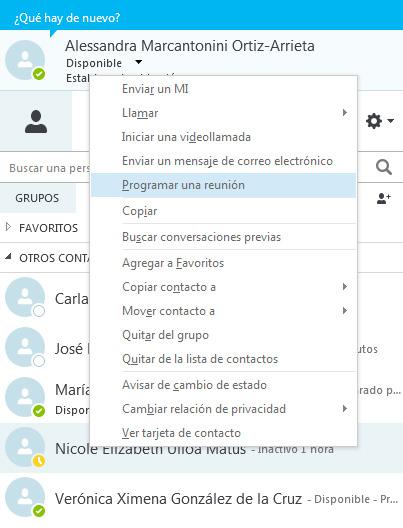 Agendar una reunión con una o varias personas: desde Skype Desde Skype Es posible agendar reuniones con los contactos de la lista directamente desde Skype.