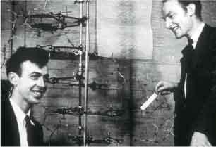 El DNA. Àcid desoxiribonucleic El model de doble hèlix va ser elaborat per primera vegada per Watson i Crick el 1953.