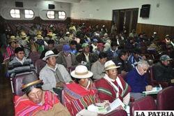 En el 2015 se realizó la cumbre denominada "Defendamos la vida del lago Poopó«.