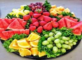 ENSALADAS DE FRUTA Disfruta nuestras ensaladas con frutas frescas