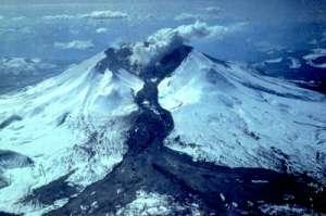 ACTIVOS DURMIENTES EXTINTOS Son aquellos que entran en actividad eruptiva. La mayoría de los volcanes entran en actividad y permanecen en reposo la mayor parte del tiempo.