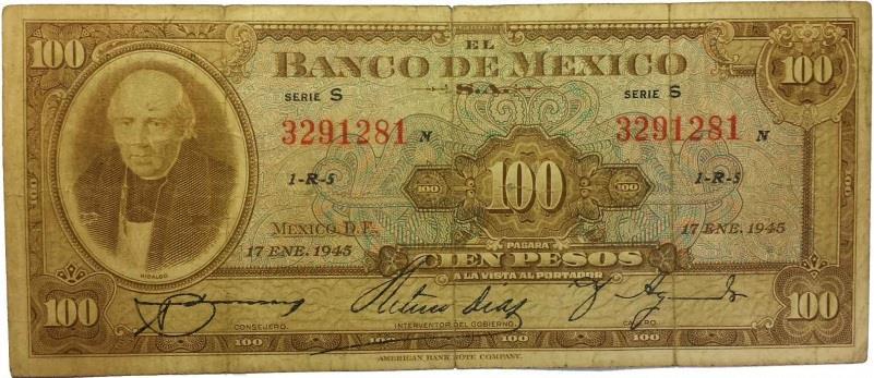 Lote 55: 1 Peso Banco De México Serie D las primeras letras de serie son muy buscadas y escasos, más en alta condición. DD-94. Condición: Unc. Escaso. 6.7 X 15.5 CM. Precio estimado entre $400.