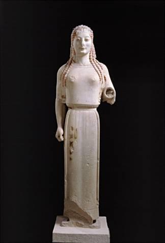 1. Arcaico (h. s. V) Kuroi (atletas desnudos, encontrados en lugares de culto y tumbas) y Korai (sacerdotisas vestidas) a partir del s VII.
