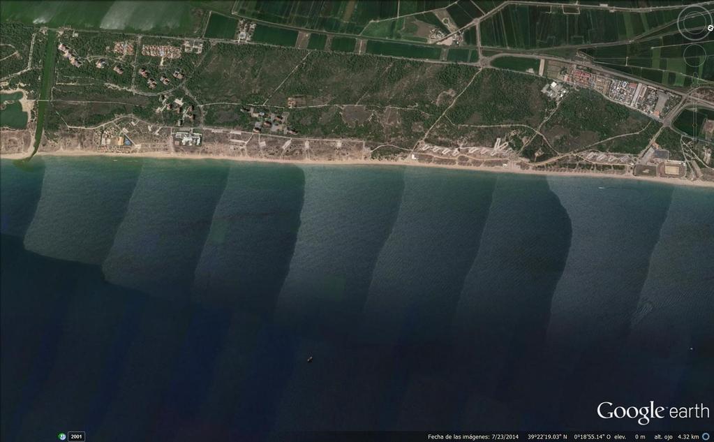 Figura 2 : Playa de la Garrofera y playa de El Saler En el Anejo nº1 de dicho proyecto básico, se puede consultar de una manera más detallada la información acerca de la zona y como