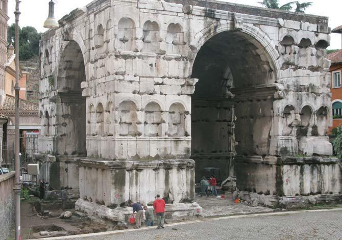Excavaciones arqueológicas en el Arco de Iano en Roma (Italia) 199 Figuras 5, 6 y 7.
