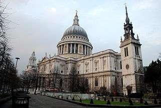 Catedral de San Pablo, Londres Científico y arquitecto del siglo XVII, famoso por sus trabajos de reconstrucción de las iglesias de Londres tras el gran incendio de 1666.