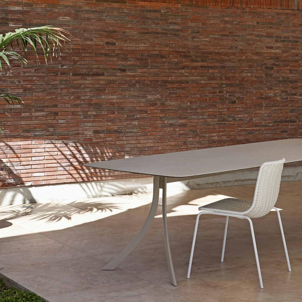 Espaces intérieurs et extérieurs séduisants C926 FALCATA Mesa rectangular / dining table 109