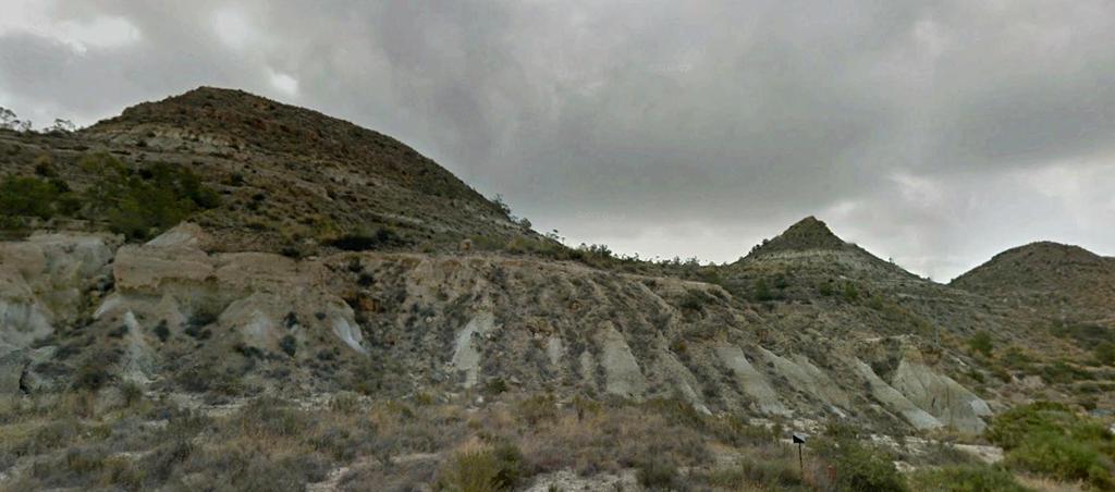 Cerros de areniscas, margas, del