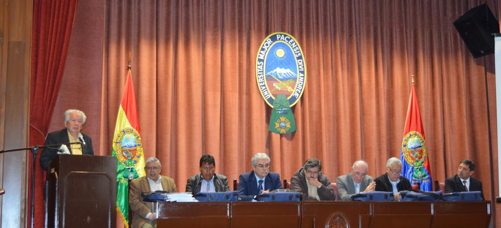 Albarracín, Alberto Quevedo, Alberto Arce y Alberto Bonadona el Secretario Ejecutivo del Comité