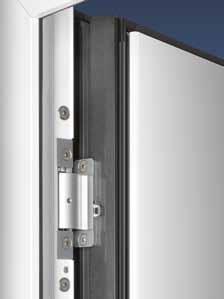 pasadores basculantes de acero y 4 bulones de acero. Esta extraordinaria protección protege su puerta tan solo girando la llave.