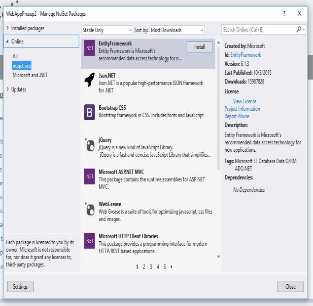 A continuación, usando el gestor de paquetes NuGet de Visual Studio 2013 vamos a instalar las librerías que vamos a necesitar (Entity Frameworks y AngularJS).