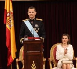 Casa de Su Majestad el Rey / Borja Fotógrafos Los Reyes, la Princesa de Asturias y la Infanta Doña