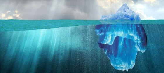 1.- El iceberg La educación de los hijos/as es como un iceberg, en el que, según los expertos, la parte que está bajo el agua y que aguanta todo su peso, es 10 veces más grande que la parte que