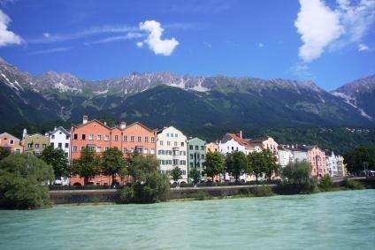 Innsbruck, la bella capital del Tirol. Tiempo libre para conocer la ciudad. Alojamiento.